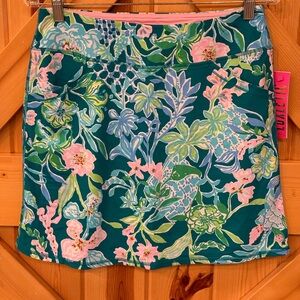 NWT Lilly Pulitzer Maryana Skort UPF 50+ in Multi Print, Hot On the Vine, Sz M